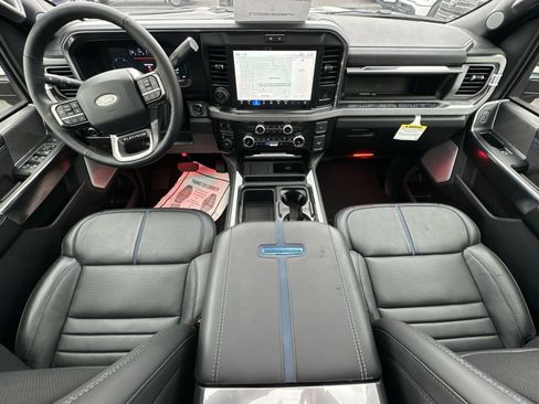 New 2025 Ford F350 Platinum image 38