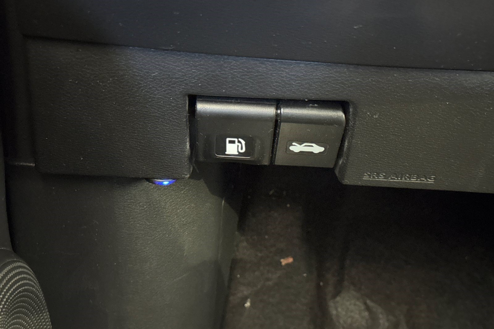 Used 2023 Nissan Kicks SV FWD image 36