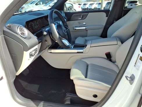 Certified 2025 Mercedes-Benz GLB 250 GLB 250 image 11
