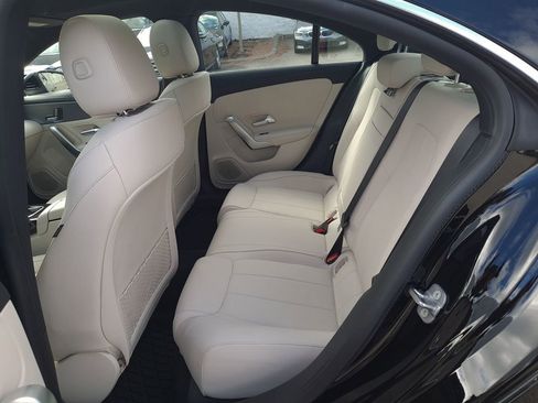 Certified 2025 Mercedes-Benz CLA 250 4MATIC image 25