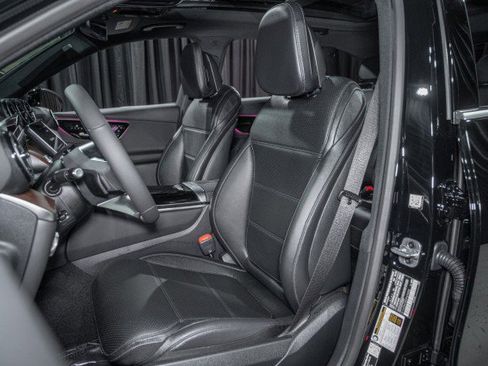 Used 2026 Mercedes-Benz GLC 300 image 11