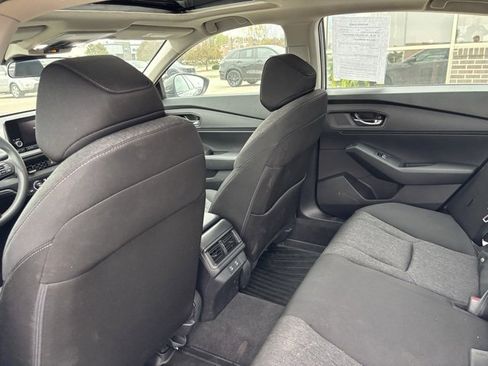 Certified 2025 Honda Accord SE image 35