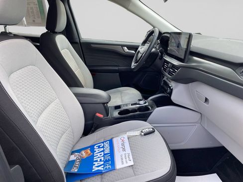 Used 2023 Ford Escape Active w/ Tech Pack #2 AWD/4WD image 11