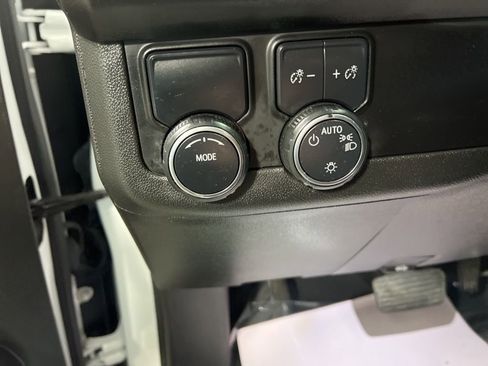 Used 2024 Chevrolet Tahoe Premier image 28