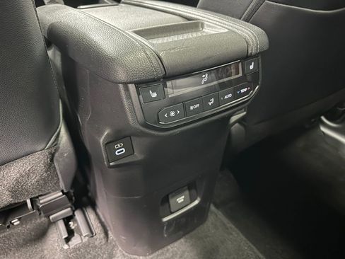 Used 2025 Toyota Grand Highlander AWD image 52