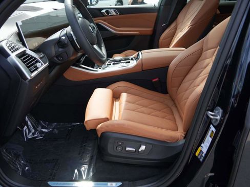 New 2026 BMW X5 xDrive50e w/ M Sport Package image 14