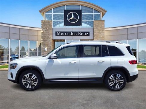 Certified 2025 Mercedes-Benz GLB 250 4MATIC image 2