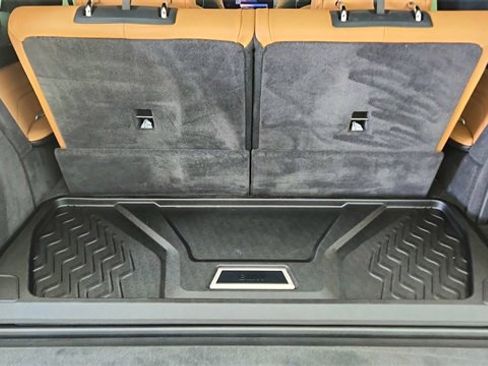 Used 2025 BMW X7 xDrive40i w/ M Sport Package image 15