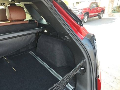 Used 2025 Cadillac XT5 Sportv image 13