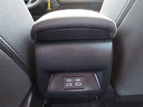 Used 2024 Toyota Corolla LE FWD image 30