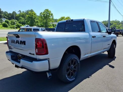 New 2026 RAM 2500 Big Horn AWD/4WD image 3