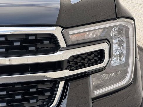 New 2025 Ford Ranger XLT w/ Chrome Accent Package image 5