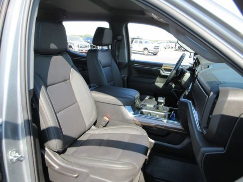 Certified 2026 Chevrolet Silverado 1500 LT AWD/4WD image 24
