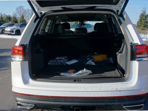 New 2026 Volkswagen Atlas SEL image 5