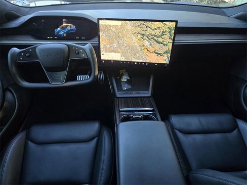Used 2023 Tesla Model S Standard Range image 15