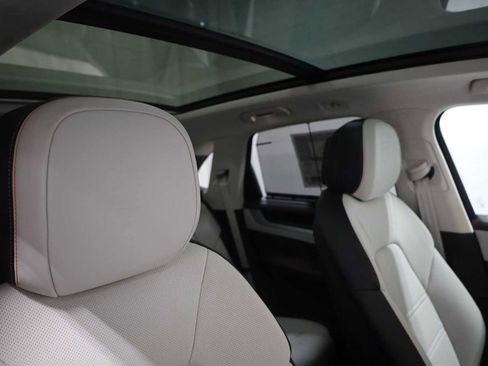 New 2025 Porsche Cayenne GTS image 22