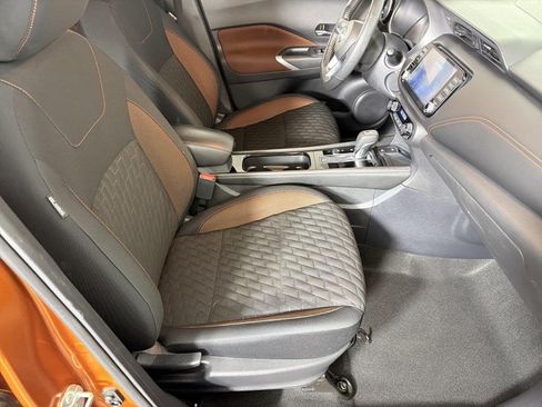 Used 2023 Nissan Kicks SR FWD image 11