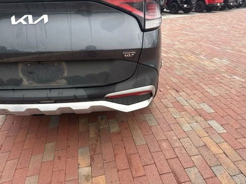 Used 2023 Kia Sportage EX FWD image 12