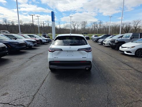 New 2026 Honda HR-V Sport image 4