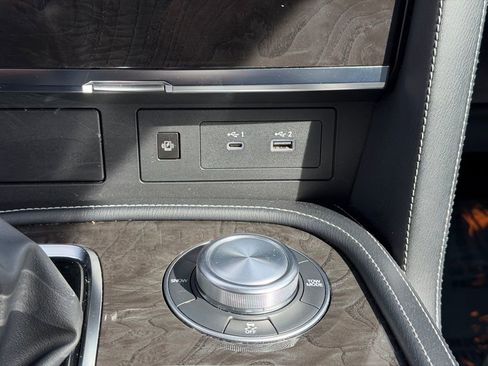 Used 2024 INFINITI QX80 Luxe AWD/4WD image 37