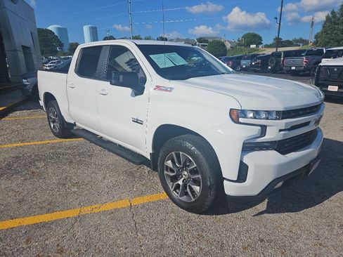 Used 2021 Chevrolet Silverado 1500 RST AWD/4WD image 3