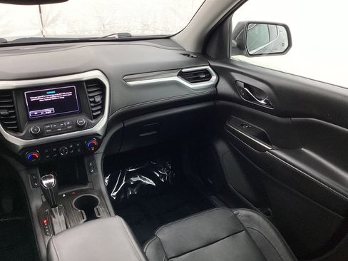 Used 2017 GMC Acadia SLT AWD/4WD image 29