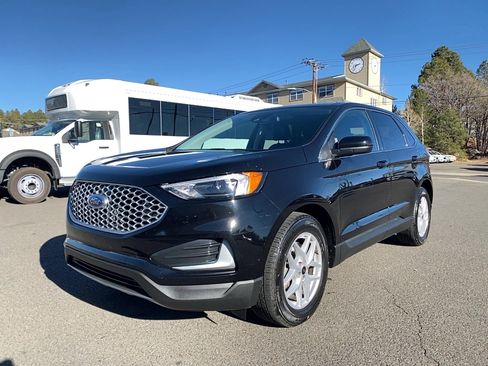 Certified 2024 Ford Edge SEL image 2