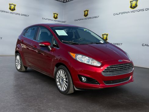 Used 2014 Ford Fiesta Titanium image 7