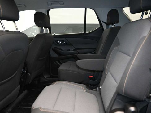 Used 2020 Chevrolet Traverse LT w/ LPO, Blackout Package AWD/4WD image 25