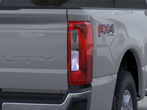 New 2026 Ford F350 XLT image 21