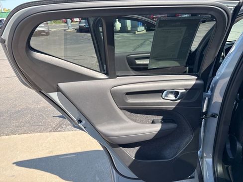 Certified 2026 Volvo XC40 B5 Plus AWD/4WD image 29