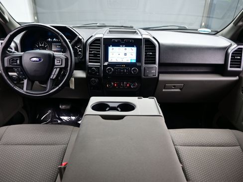 Used 2018 Ford F150 XLT w/ Equipment Group 302A Luxury AWD/4WD image 17