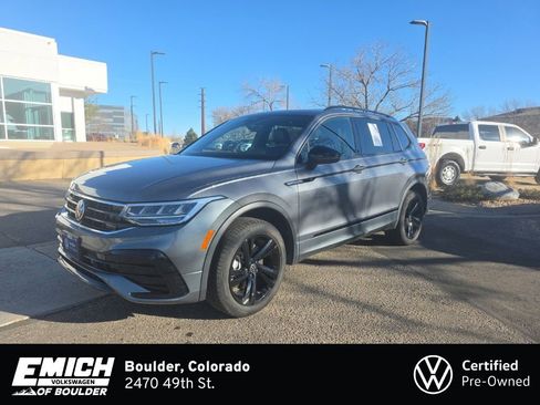 Certified 2024 Volkswagen Tiguan SE R-Line image 1