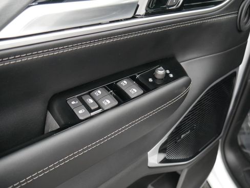 New 2026 Jeep Grand Wagoneer Limited image 27