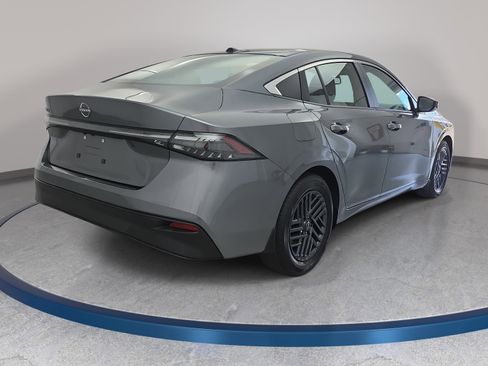 New 2026 Nissan Sentra SV FWD image 5