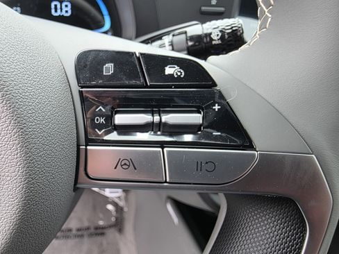 New 2025 Hyundai Elantra Sport image 31