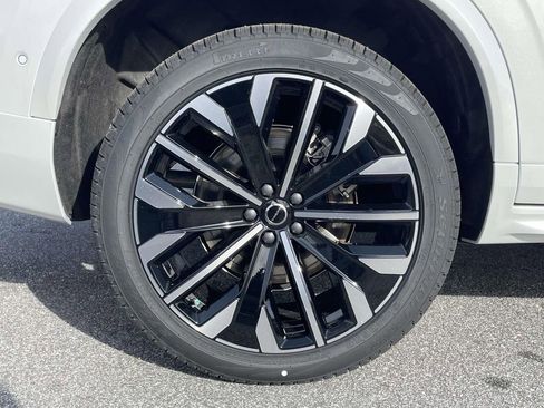 New 2026 Volvo XC90 B6 Ultra w/ Protection Package AWD/4WD image 32