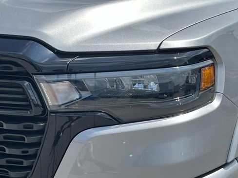 Used 2025 RAM 1500 Big Horn AWD/4WD image 10