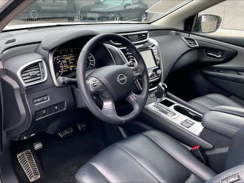 Used 2024 Nissan Murano SV w/ SV Midnight Edition Package image 17