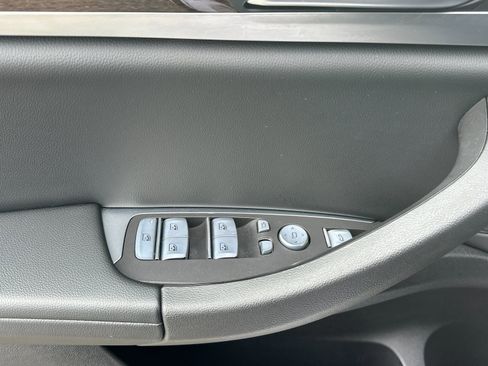 Used 2023 BMW X3 xDrive30i w/ Convenience Package image 11