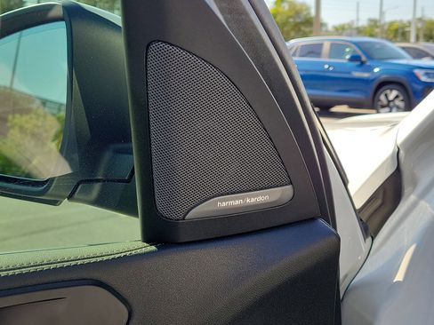 Used 2025 BMW X5 sDrive40i RWD image 19