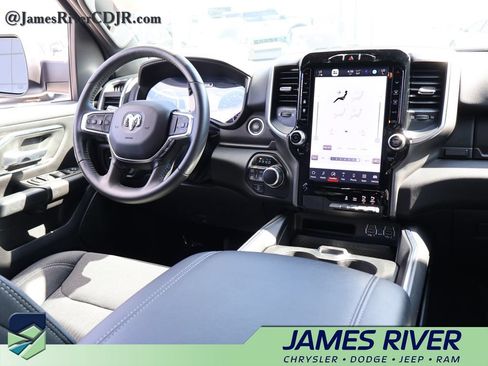 Used 2024 RAM 1500 Big Horn AWD/4WD image 13