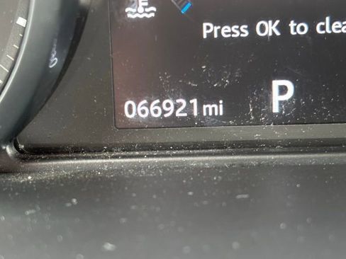 Used 2017 Land Rover Range Rover Evoque SE AWD/4WD image 8
