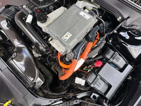 Used 2018 Ford Fusion SE image 27