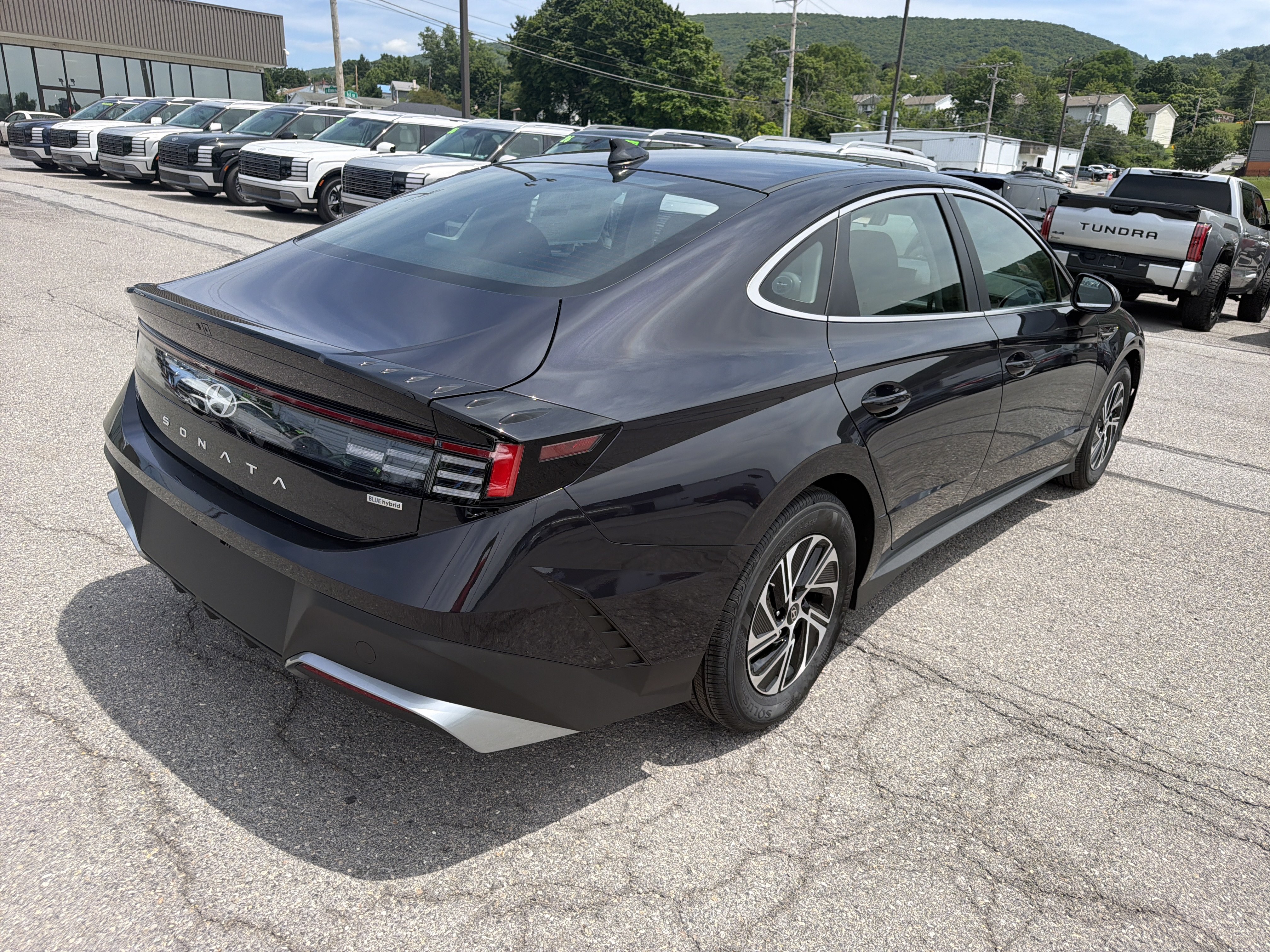 New 2026 Hyundai Sonata Blue FWD image 3