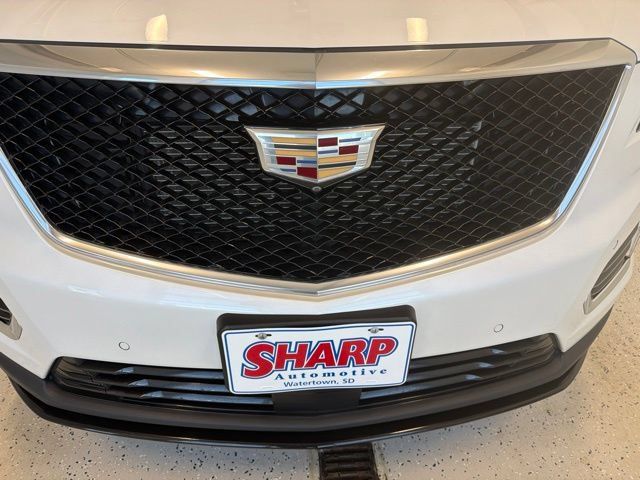 Used 2023 Cadillac XT5 Sportv w/ Technology Package AWD/4WD image 12