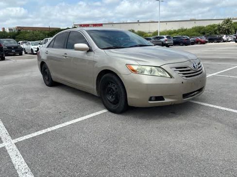 Used 2008 Toyota Camry XLE FWD image 7
