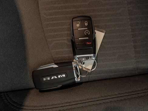 Used 2024 RAM 2500 Big Horn w/ Safety Group image 65