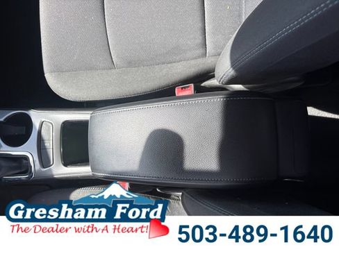 Used 2017 Chevrolet Cruze LT FWD image 20
