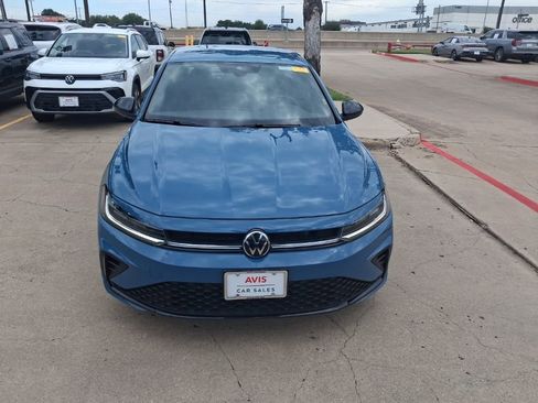 Used 2025 Volkswagen Jetta Sport FWD image 5